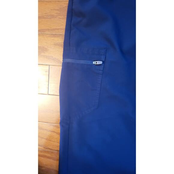 FIGS Scrub Pants Women's Size Medium Blue EUC - Picture 13 of 13